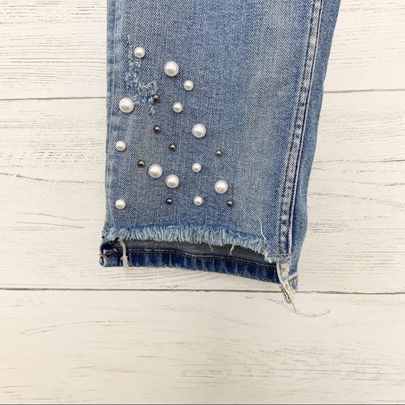 Zara Pearl Embellished Boyfriend Jeans Distressed Raw Step Hem Light Wash Size 0 - Picture 5 of 11